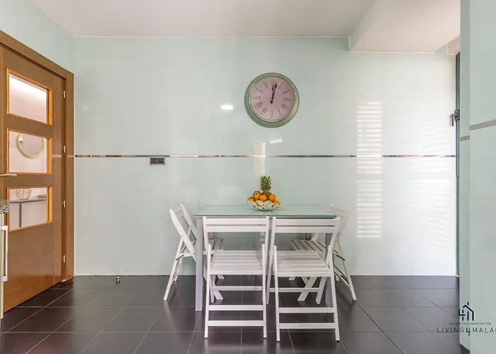شقة Living4malaga Uncibay Selvatique *